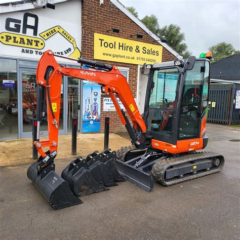 3tonne digger|3t digger hire cost.